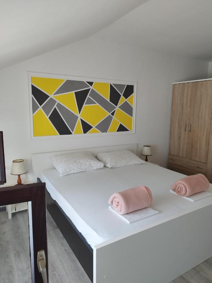 Apartments Jakovljevic Grebastica Luaran gambar